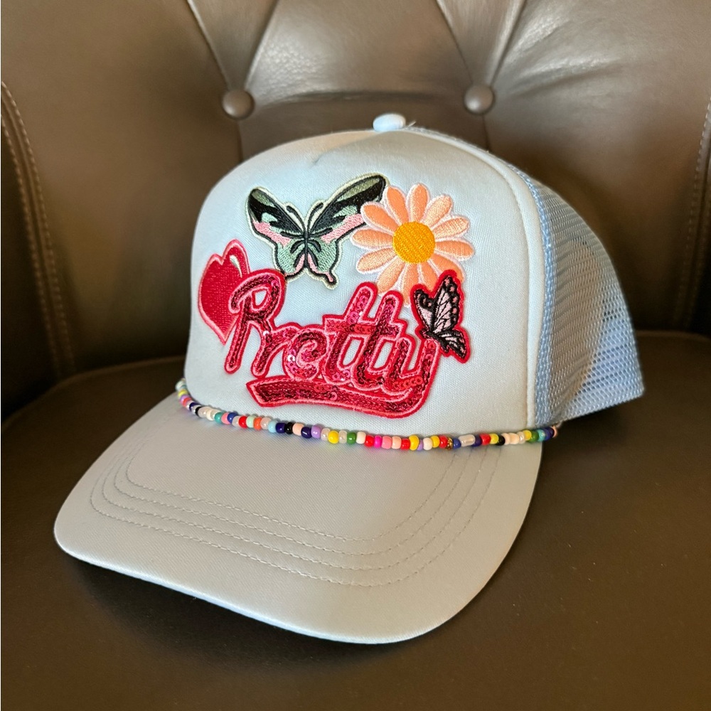 Trucker Hay with embroidered Pretty!